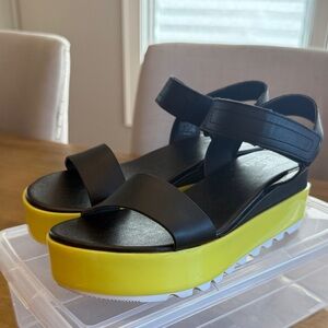 Sorel Black and Yellow Platform Sandals
